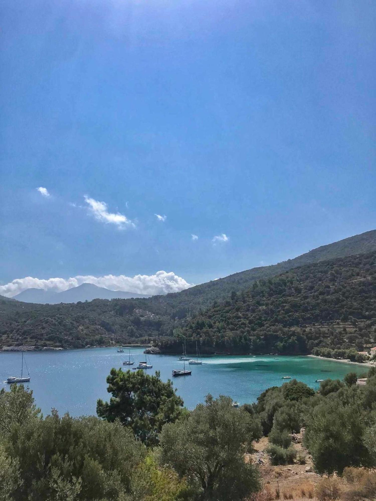 Athina Studio Apartments Kerveli Exteriör bild