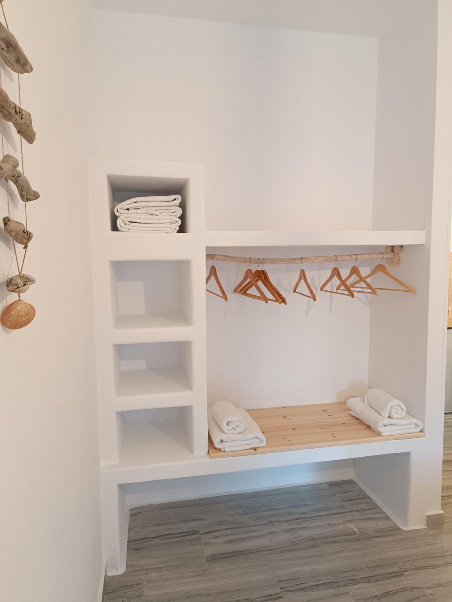 Athina Studio Apartments Kerveli Rum bild