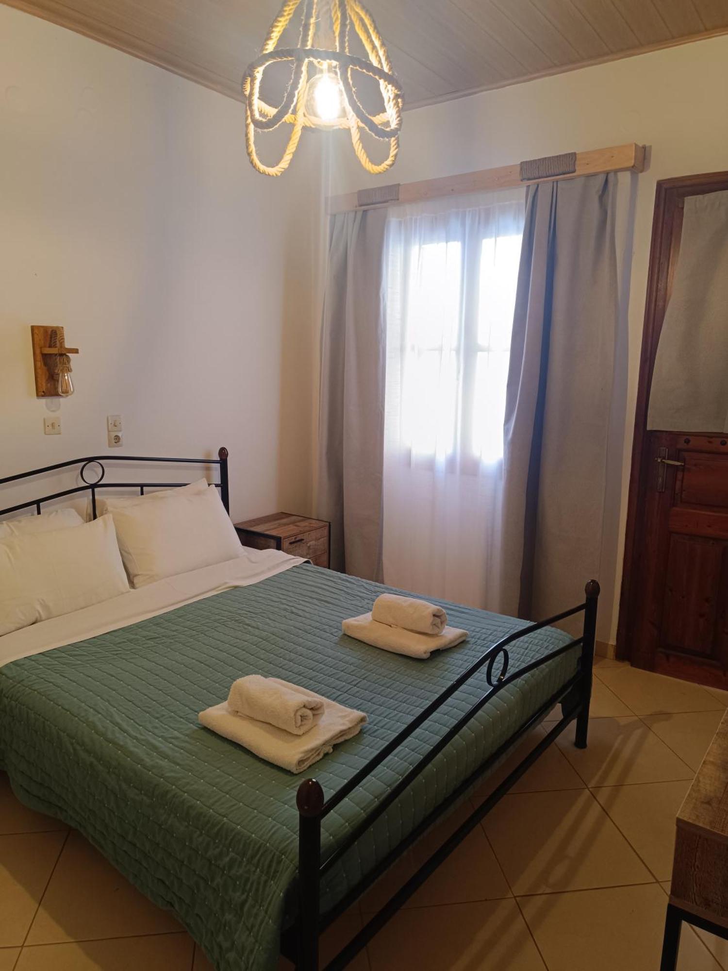 Athina Studio Apartments Kerveli Rum bild