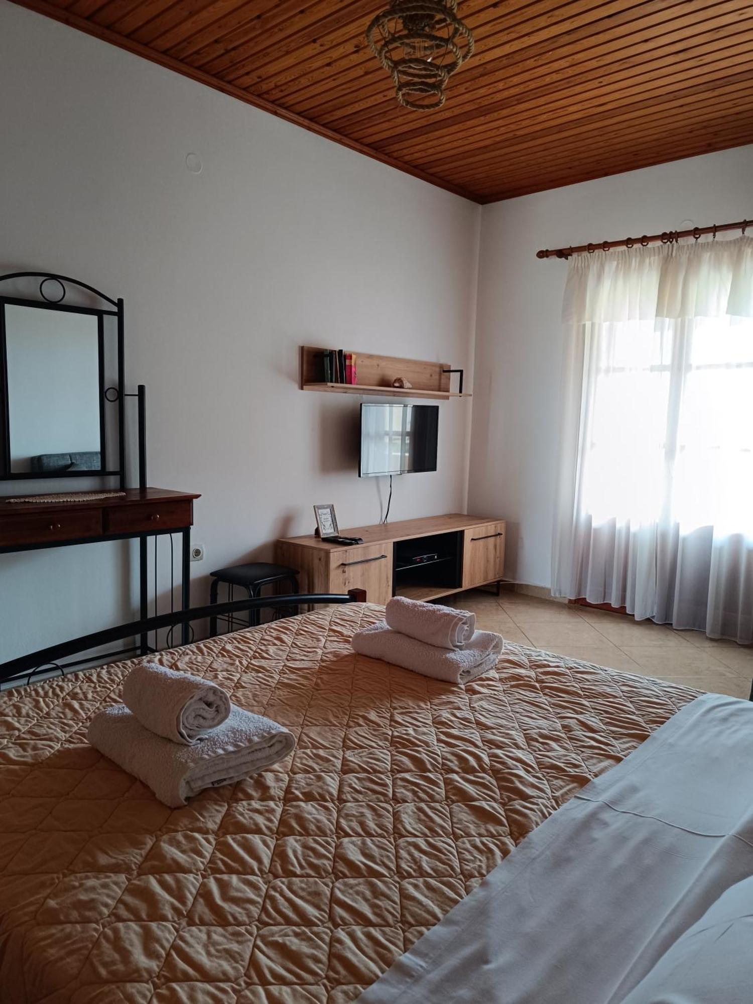 Athina Studio Apartments Kerveli Rum bild