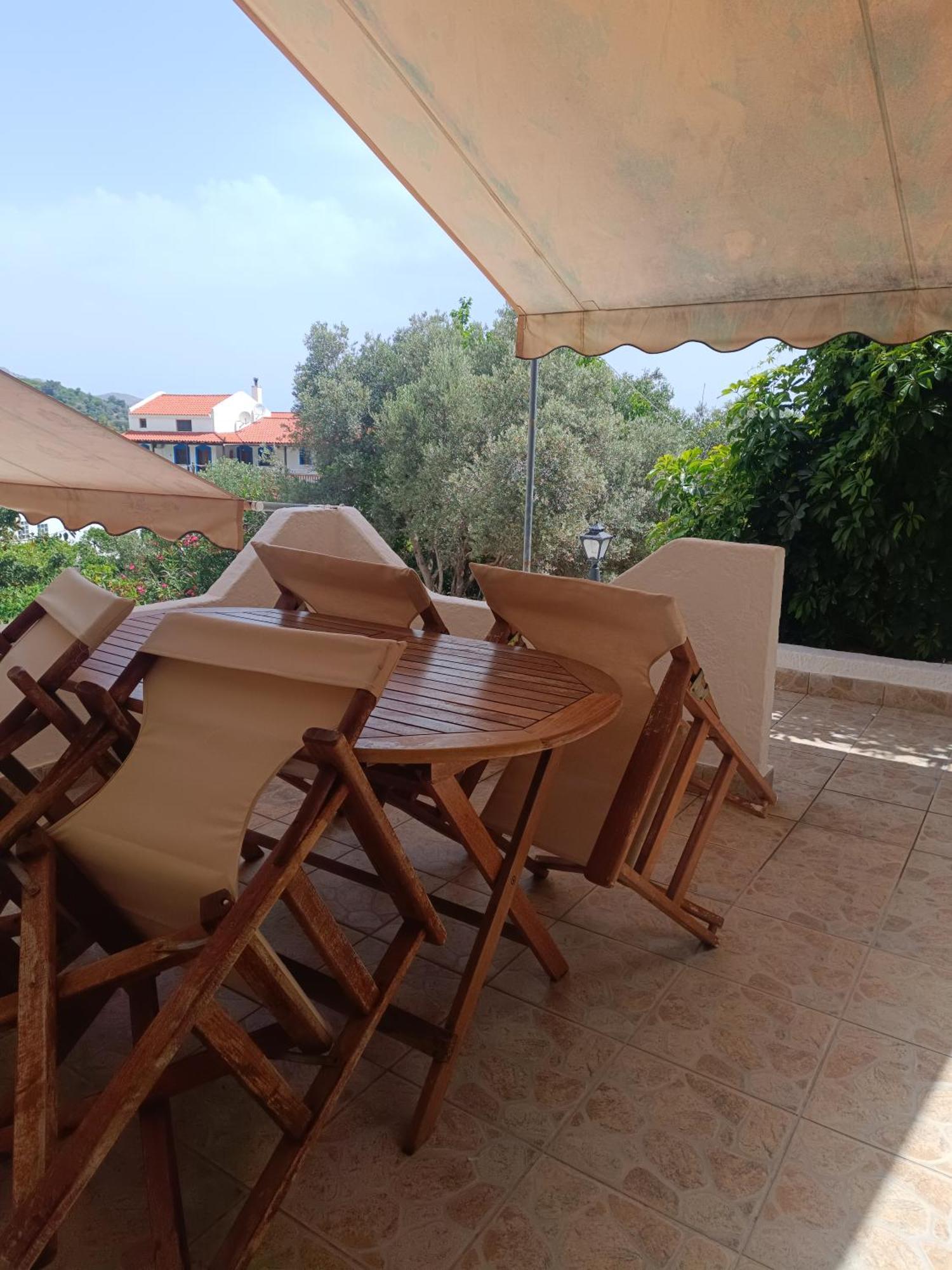 Athina Studio Apartments Kerveli Exteriör bild