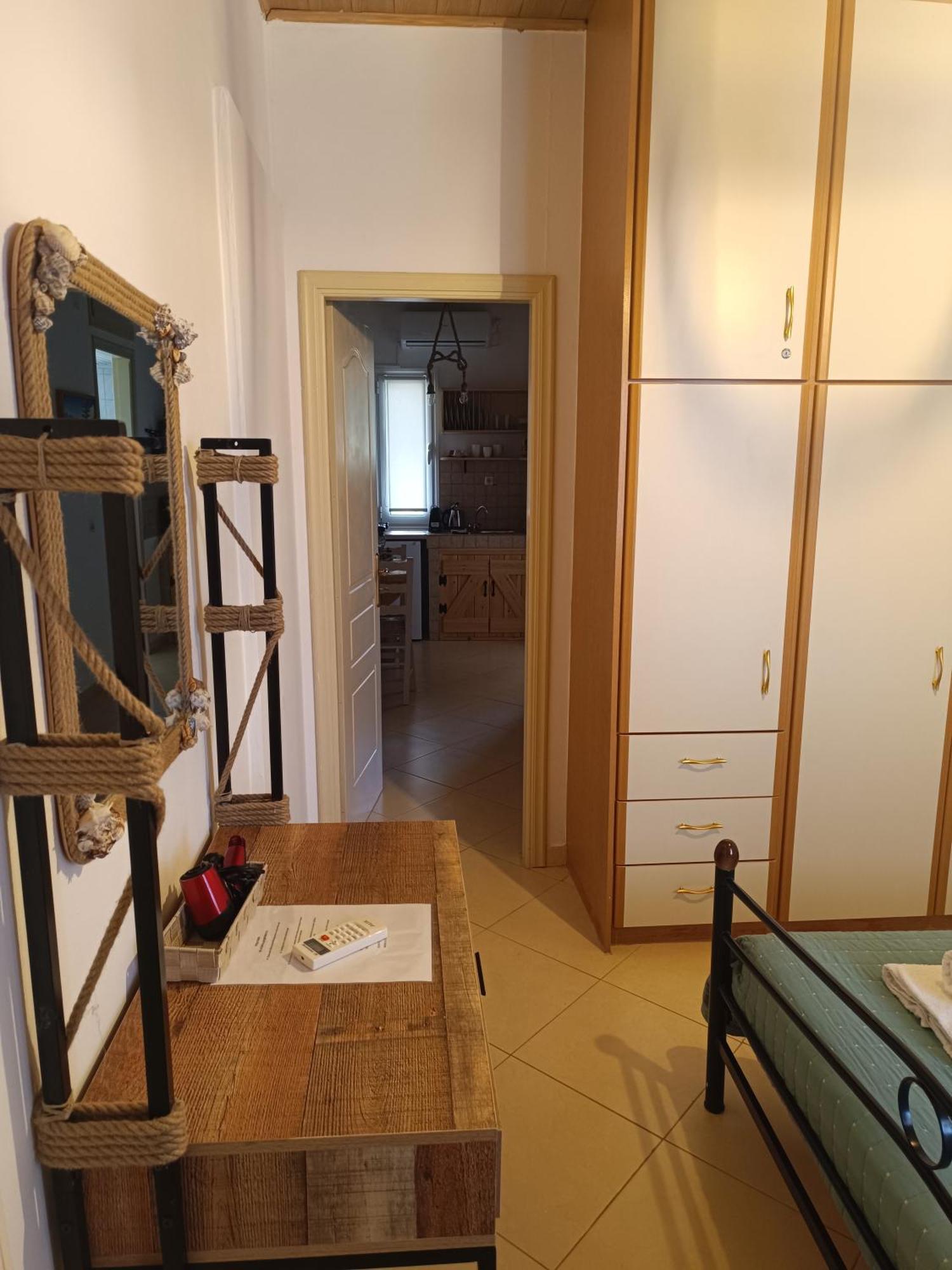 Athina Studio Apartments Kerveli Rum bild