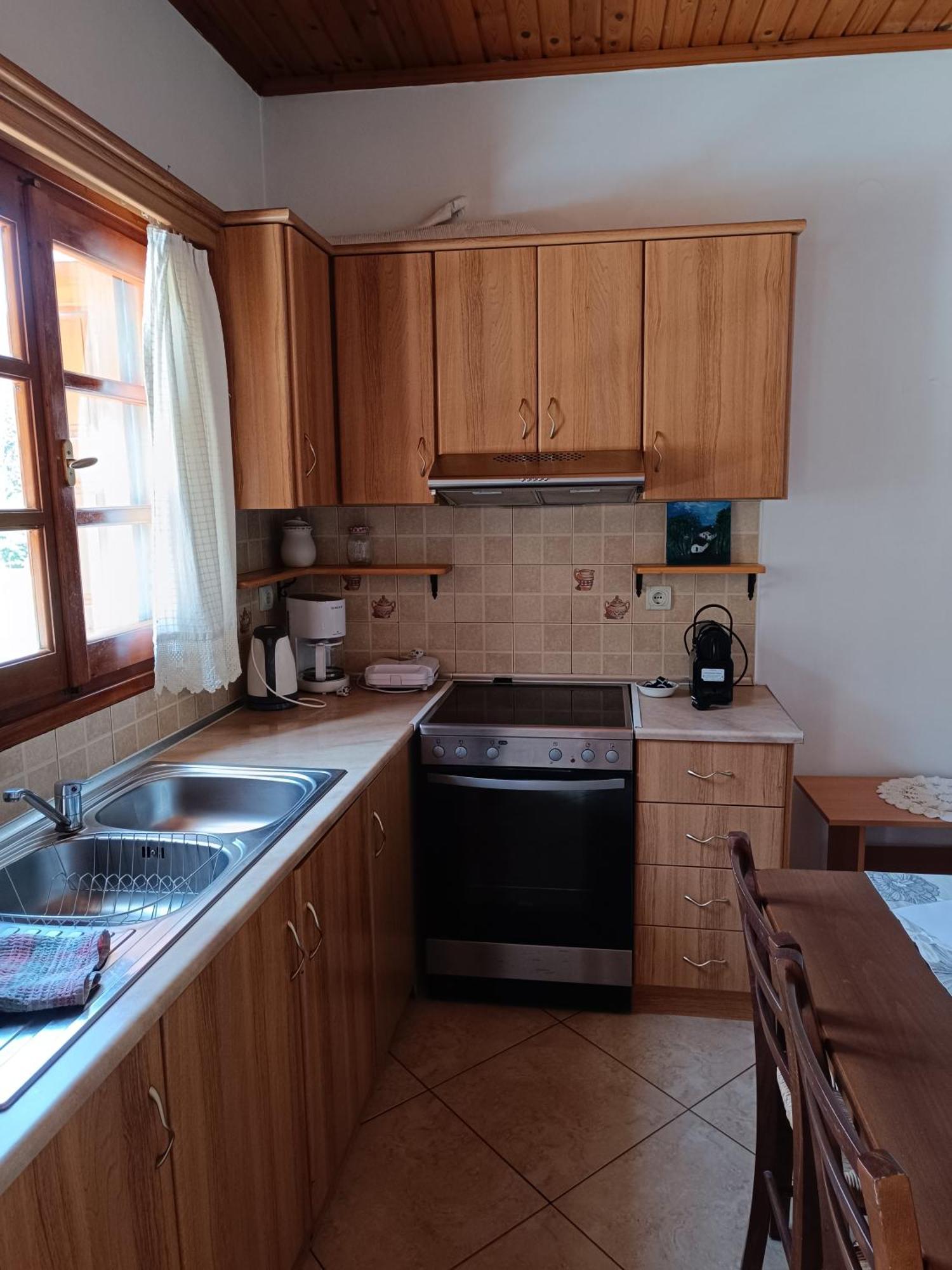 Athina Studio Apartments Kerveli Exteriör bild