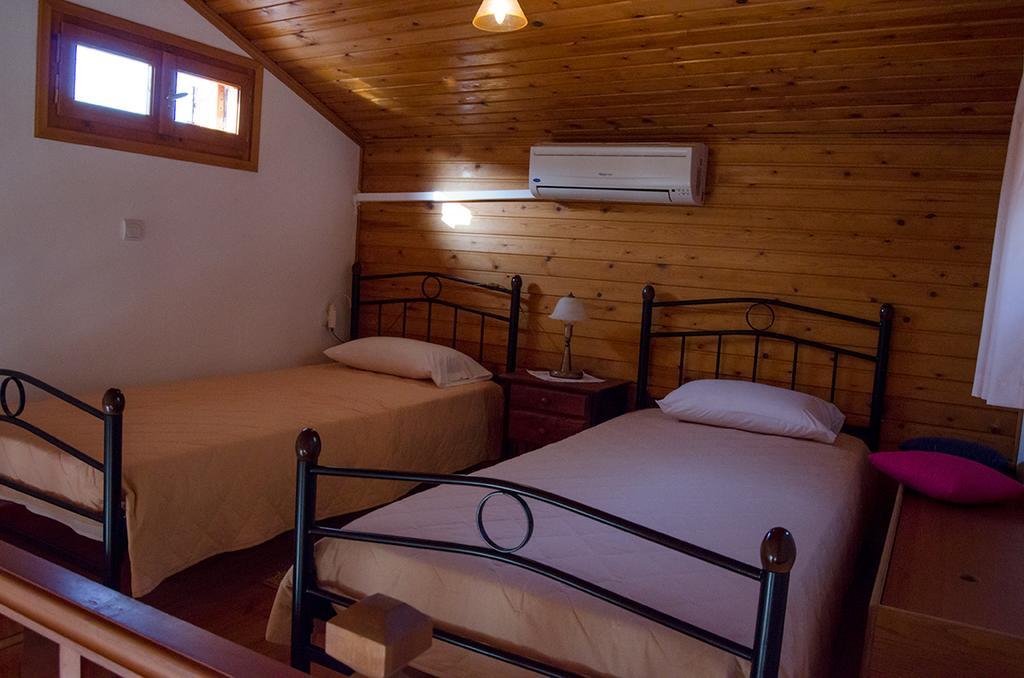 Athina Studio Apartments Kerveli Rum bild